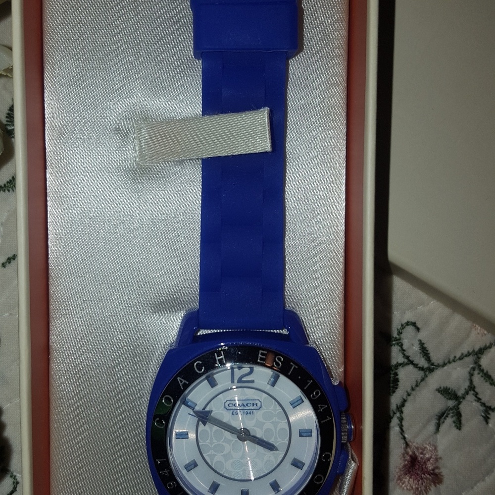 Coach royal blue watch - Picture 5 of 7